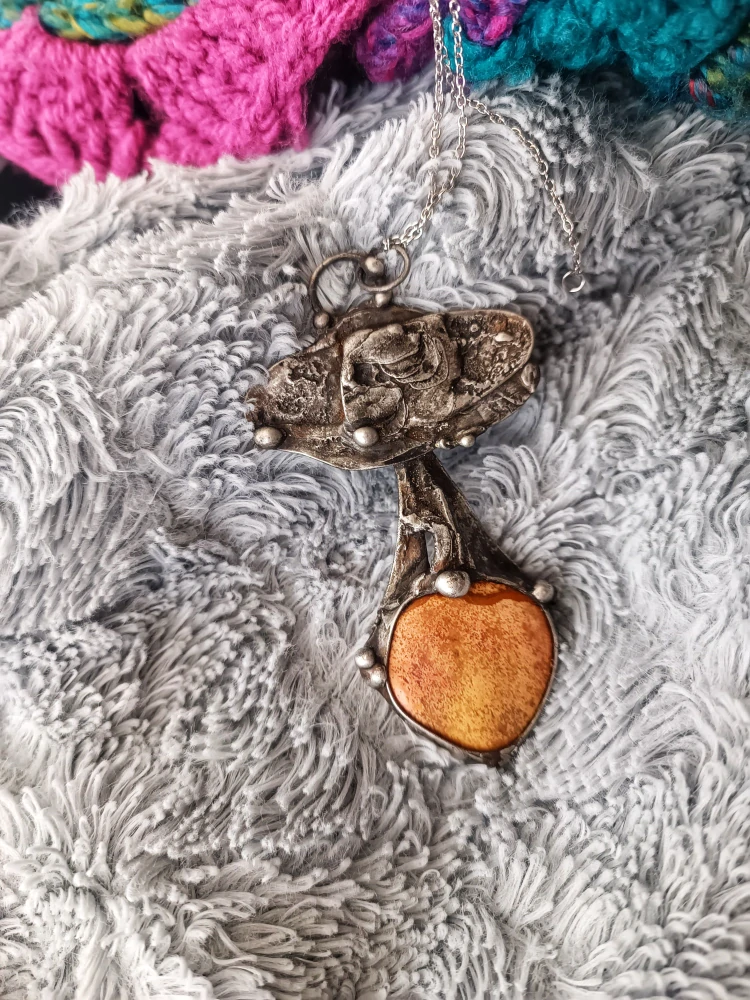 CÍNOVANÝ AMULET